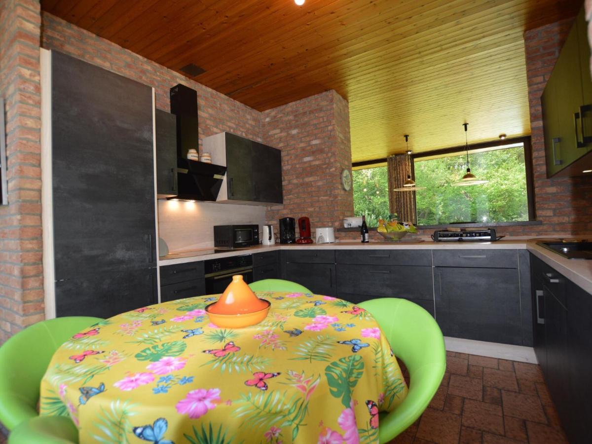 Luxury Villa With Swimming Pool Stavelot Exterior foto
